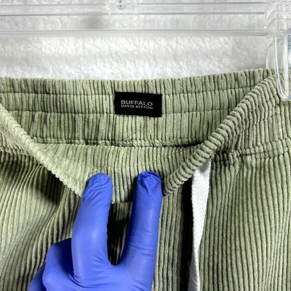 Buffalo David Bitton Mens L Sage Green Corduroy Haiden Shorts Summer Minimalist - Picture 7 of 16